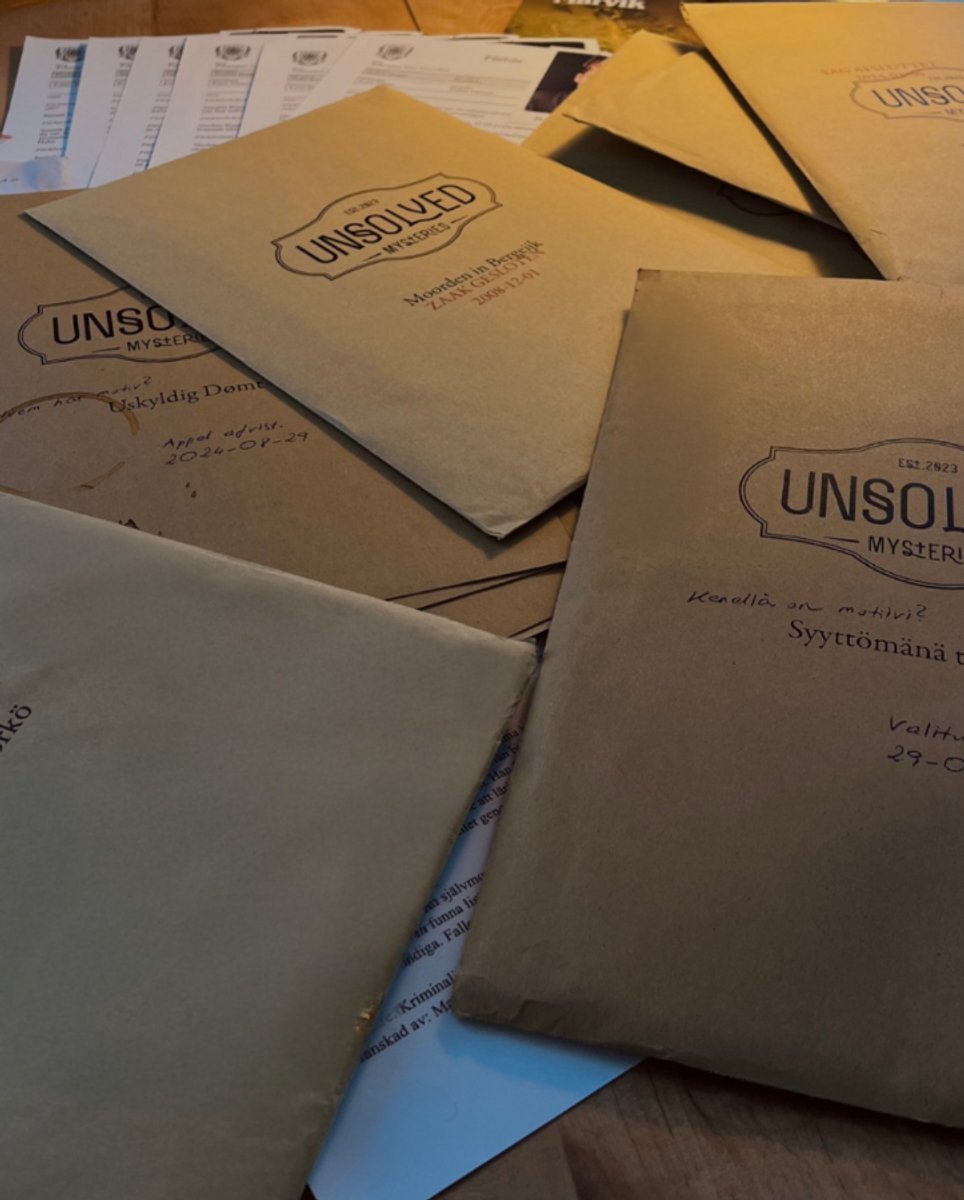 Unsolved: De Laatste Brief | Coöperatief Moordraadsel - Escape Room voor thuis (1-6 spelers, leeftijd 15 +)